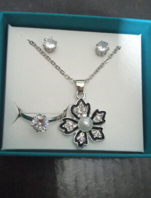 ladies Flower Jewelry Sets  necklace earring and ring set ( Silver )