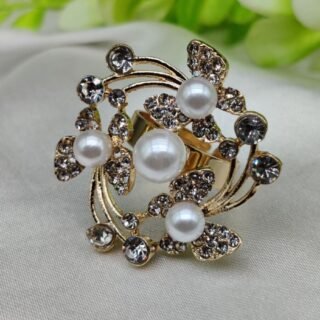 1 Piece Imported Exquisite Floral Pearl Ring ? A Symphony of Elegance and Sparkle ?? | Luxurious Design Ring | Adjustable Ring | Ring For Girls & Women
