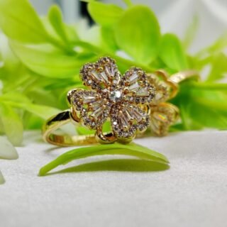 1 Piece Imported Dazzling Movable Floral Blossom Adjustable Rings - 2 Color? Variants ?? | Luxurious Design Ring | Adjustable Ring | Ring For Girls & Women ? - Random Color