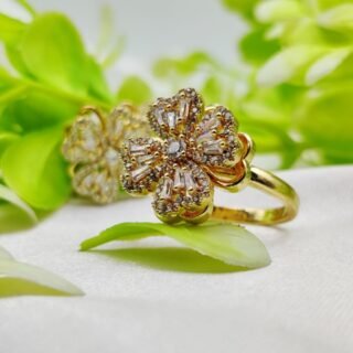 1 Piece Imported Dazzling Movable Floral Blossom Adjustable Rings - 2 Color? Variants ?? | Luxurious Design Ring | Adjustable Ring | Ring For Girls & Women ? - Random Color