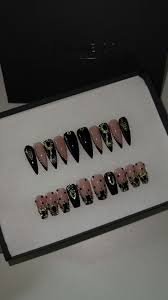 24 Pcs OTWAOO Nails | Bold Glossy Long-Lasting Finish | Best Quality Nails for women