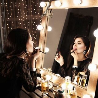Vanity Mirror Lights - USB Vanity Lights Makeup Lighting 10 Dimmable Light Bulbs - Hollywood Style LED Vanity Mirror Lights Kit for Makeup - Table Bathroom Dressing Room Cartflix.pk