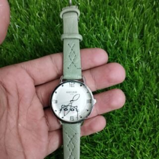 Kayuer Ladies belt Comfortable Wearing Stylish and Casual Quartz Watch Adjustable Buckle to Match Various Occasion Clothes (random color)