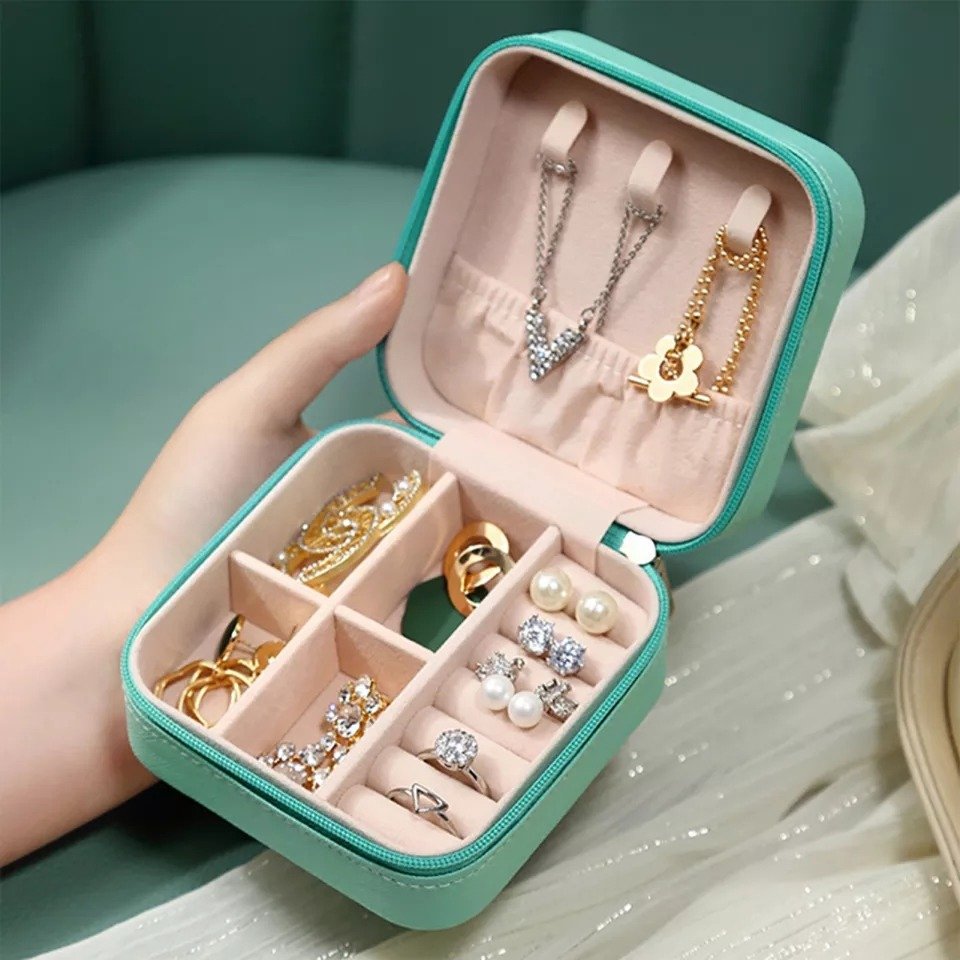 Travel Leather Pocket Jewellery Organizer with Box (Mix/Random color) Cartflix.pk