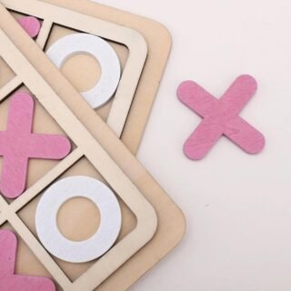 Wooden Tic-Tac-Toe Board Game ? Classic XO Strategy Game for Kids, Toddlers, Preschoolers & Adults ? Educational, Durable & Portable 30cm Wooden Board ? Ideal Birthday Gift, Party Favour & Family Game (Random Color)